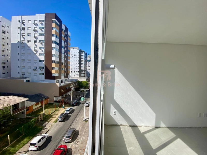 Apartamento novo, uma quadra do mar!: 2ª foto da galeria de imagens do imóvel
