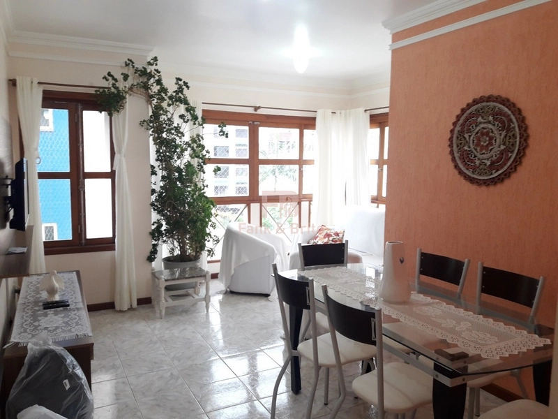 Apartamento com 2 Dormitórios e Vaga de Garagem: 3ª foto da galeria de imagens do imóvel