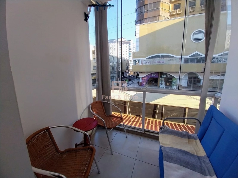 2 dormitórios no centro de Capão da Canoa: 1ª foto da galeria de imagens do imóvel