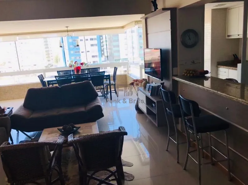 CASA SUSPENSA: 12ª foto da galeria de imagens do imóvel