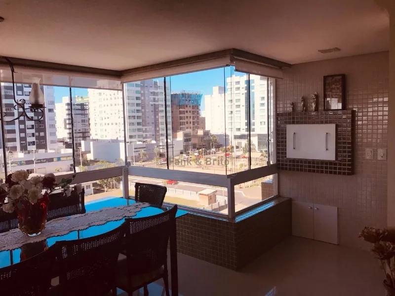 CASA SUSPENSA: 6ª foto da galeria de imagens do imóvel
