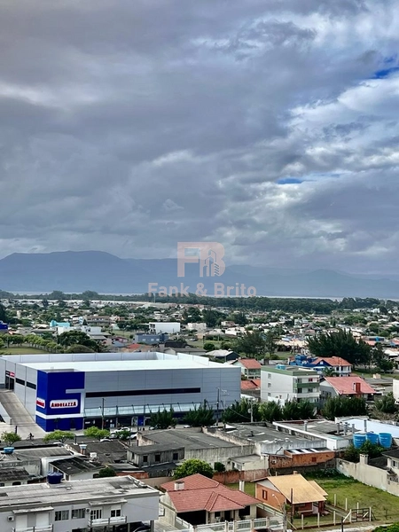 JUNTO A PRAÇA, POUCOS PASSOS DO MAR, JUNTO A TODO COMÉRCIO LOCAL: 42ª foto da galeria de imagens do imóvel