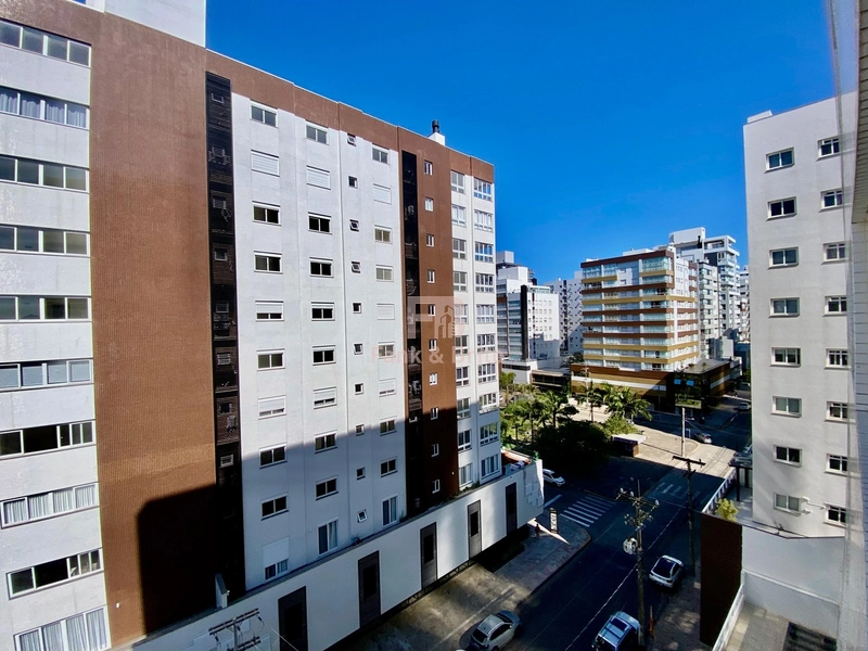 MOBILIADO E DECORADO NO BAIRRO NAVEGANTES!: 2ª foto da galeria de imagens do imóvel