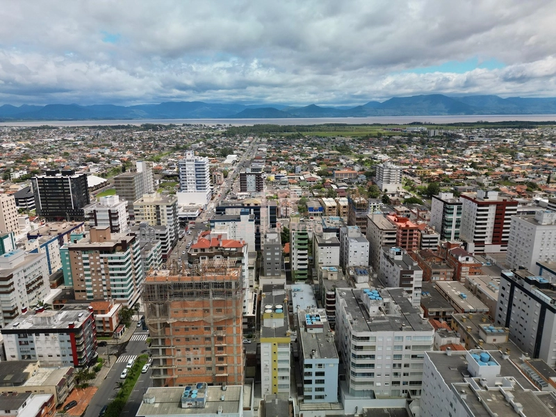 3 QUADRAS DO MAR, JUNTO A PRAÇA, SUPERMERCADOS E FARMÁCIAS!: 18ª foto da galeria de imagens do imóvel