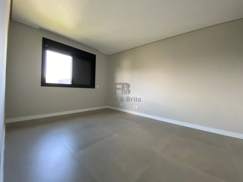 CASA A VENDA EM CONDOMINIO FECHADO: 14ª foto da galeria de imagens do imóvel