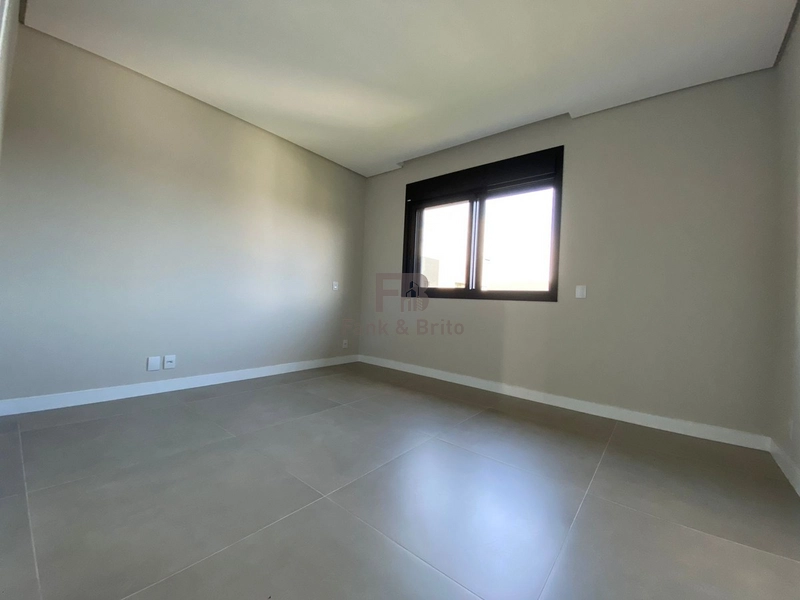 CASA A VENDA EM CONDOMINIO FECHADO: 11ª foto da galeria de imagens do imóvel
