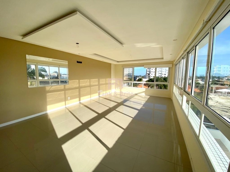 APARTAMENTO DE 3 DORMITÓRIOS A VENDA NO BAIRRO NAVEGANTES EM CAPÃO: 2ª foto da galeria de imagens do imóvel
