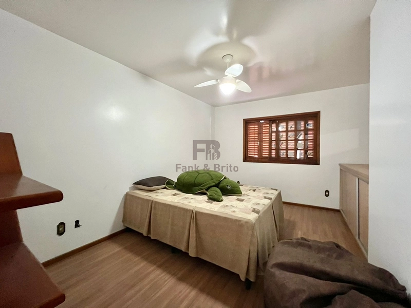 CASA A VENDA EM ZONA RESIDENCIAL EM CAPÃO DA CANOA: 23ª foto da galeria de imagens do imóvel