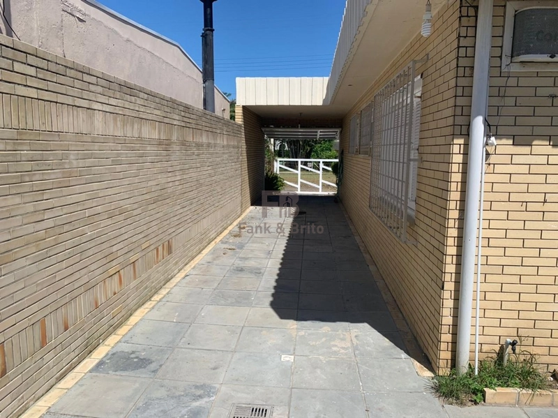 CASA A VENDA EM XANGRI-LA NO BAIRRO DE ATLANTIDA: 8ª foto da galeria de imagens do imóvel