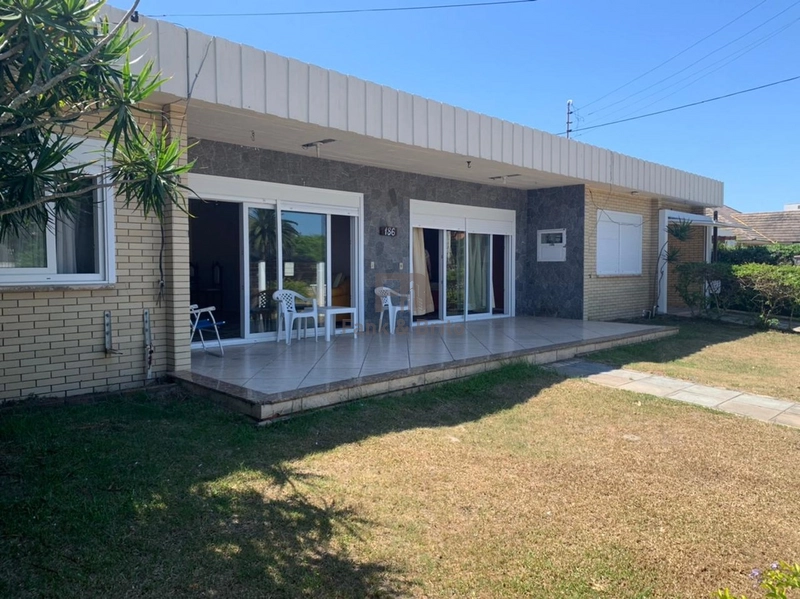 CASA A VENDA EM XANGRI-LA NO BAIRRO DE ATLANTIDA: 1ª foto da galeria de imagens do imóvel