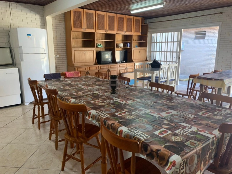 CASA A VENDA EM XANGRI-LA NO BAIRRO DE ATLANTIDA: 7ª foto da galeria de imagens do imóvel