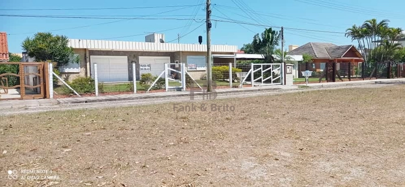 CASA A VENDA EM XANGRI-LA NO BAIRRO DE ATLANTIDA: 22ª foto da galeria de imagens do imóvel