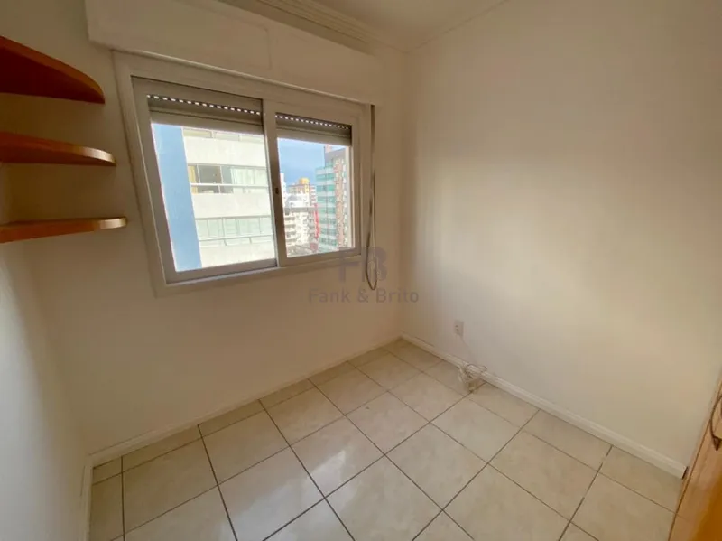 Apartamento 3 dormitórios sendo uma suíte: 4ª foto da galeria de imagens do imóvel