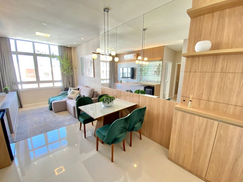 APARTAMENTO DE FRENTE COM VISTA LIBERADA NO BAIRRO NAVEGANTES: 1ª foto da galeria de imagens do imóvel