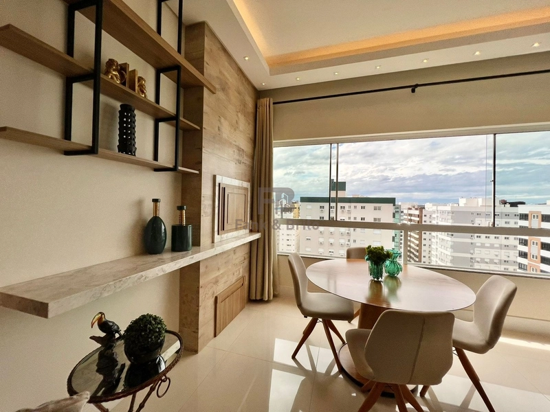 APARTAMENTO DOIS DORMITÓRIOS PERTO DO MAR: 6ª foto da galeria de imagens do imóvel