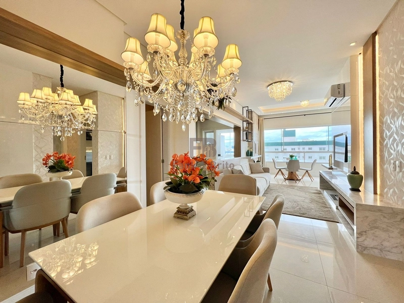 APARTAMENTO DOIS DORMITÓRIOS PERTO DO MAR: 7ª foto da galeria de imagens do imóvel