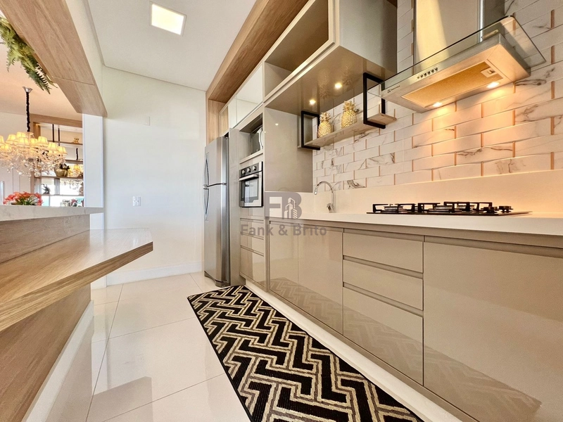 APARTAMENTO DOIS DORMITÓRIOS PERTO DO MAR: 9ª foto da galeria de imagens do imóvel