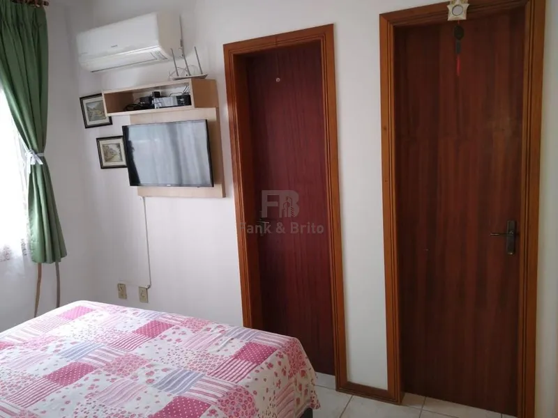 APARTAMENTO DE FRENTE P/ PRAÇA BASSANI, COM VISTA ETERNA P/MAR E PRAÇA: 11ª foto da galeria de imagens do imóvel