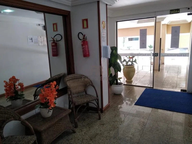 APARTAMENTO DE FRENTE P/ PRAÇA BASSANI, COM VISTA ETERNA P/MAR E PRAÇA: 6ª foto da galeria de imagens do imóvel