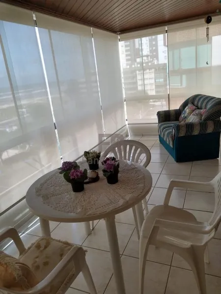 APARTAMENTO DE FRENTE P/ PRAÇA BASSANI, COM VISTA ETERNA P/MAR E PRAÇA: 5ª foto da galeria de imagens do imóvel