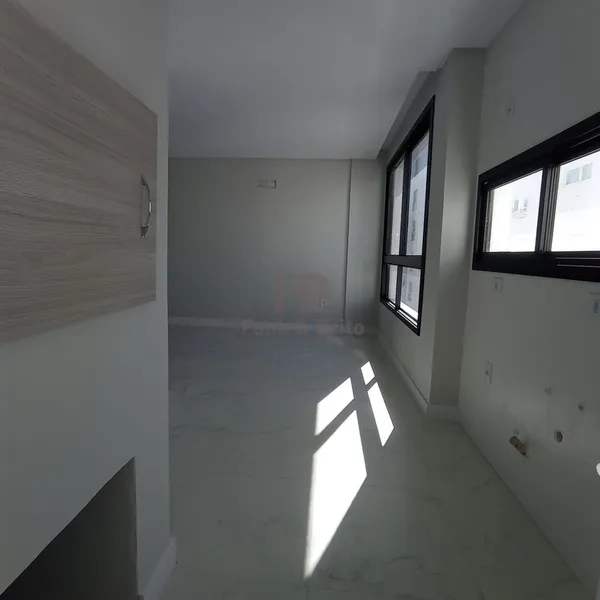APARTAMENTO NOVO A VENDA A DUAS QUADRAS DO MAR: 5ª foto da galeria de imagens do imóvel