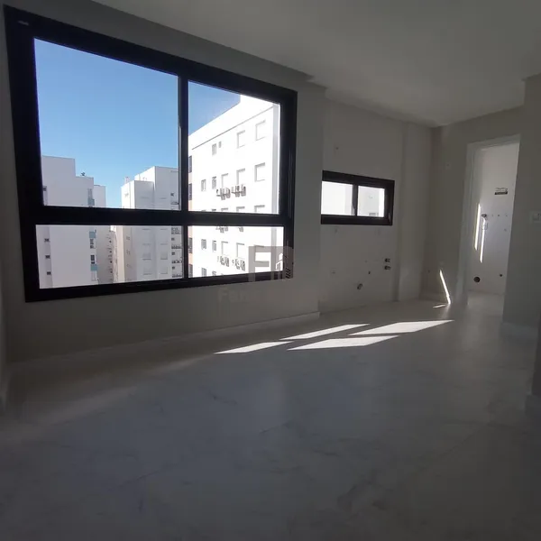 APARTAMENTO NOVO A VENDA A DUAS QUADRAS DO MAR: 2ª foto da galeria de imagens do imóvel