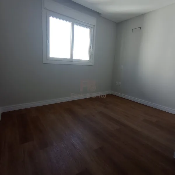 APARTAMENTO NOVO A VENDA A DUAS QUADRAS DO MAR: 4ª foto da galeria de imagens do imóvel