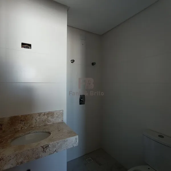 APARTAMENTO NOVO A VENDA A DUAS QUADRAS DO MAR: 12ª foto da galeria de imagens do imóvel