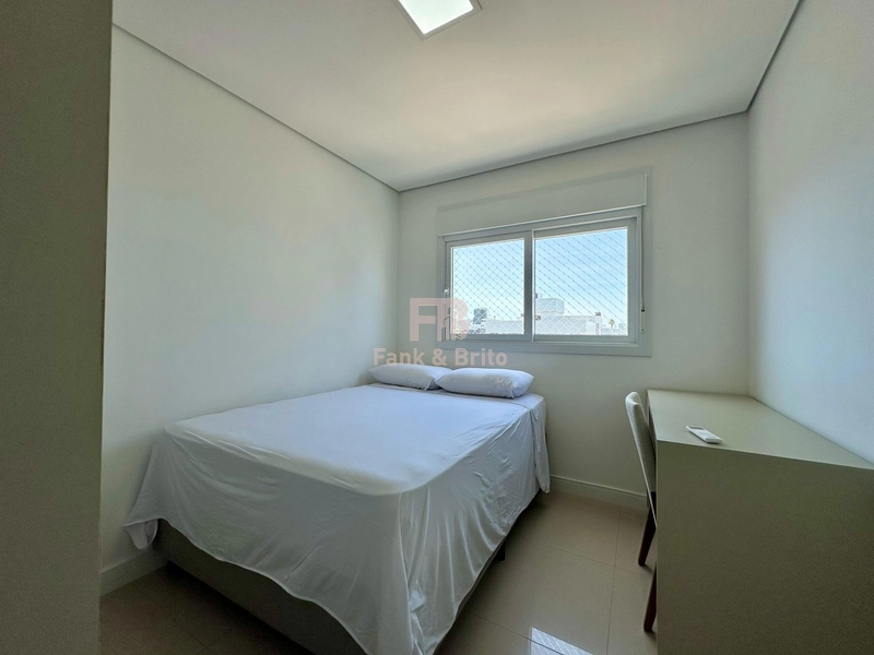 APARTAMENTO A VENDA DE 2 DORMITÓRIOS DE FRENTE COM VISTA LIVRE: 10ª foto da galeria de imagens do imóvel