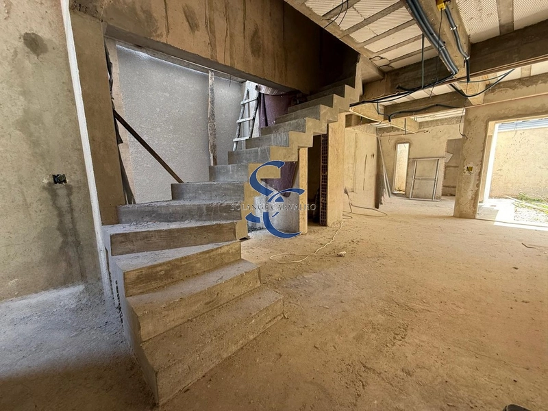 Casa em condomínio no Umbará: 3ª foto da galeria de imagens do imóvel