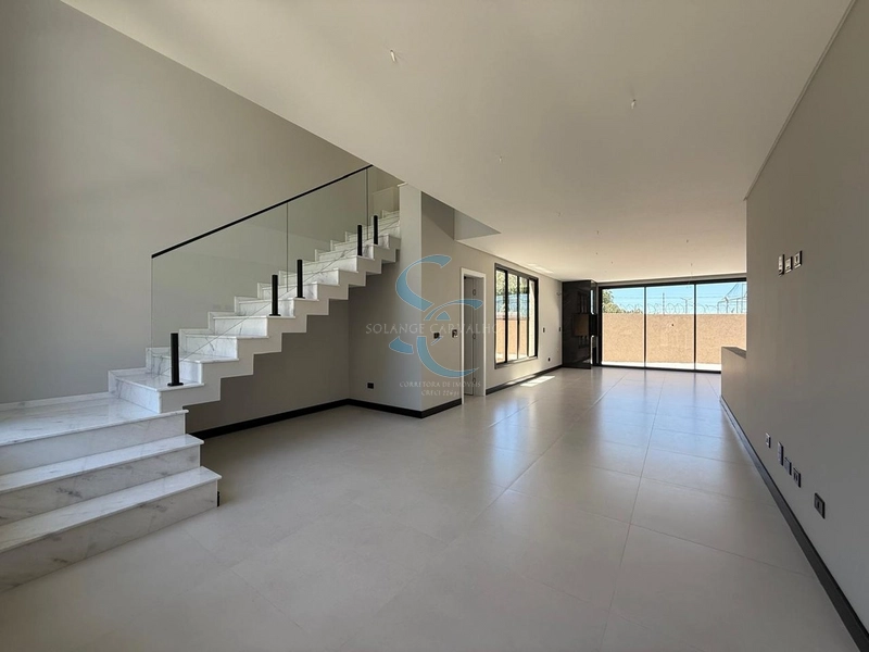 CASA COM 4 QUARTOS SENDO UMA SUÍTE EM CONDOMÍNIO FECHADO: 4ª foto da galeria de imagens do imóvel