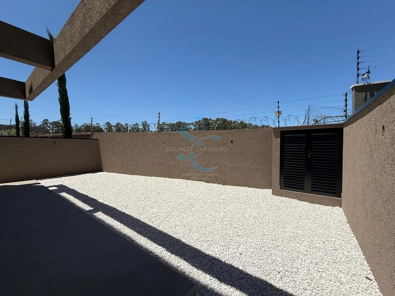 CASA COM 4 QUARTOS SENDO UMA SUÍTE EM CONDOMÍNIO FECHADO: 24ª foto da galeria de imagens do imóvel