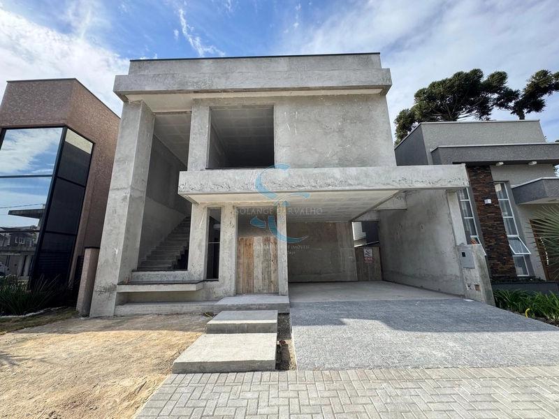 CASA COM 3 QUARTOS SENDO UMA SUÍTE EM CONDOMÍNIO FECHADO: 1ª foto da galeria de imagens do imóvel