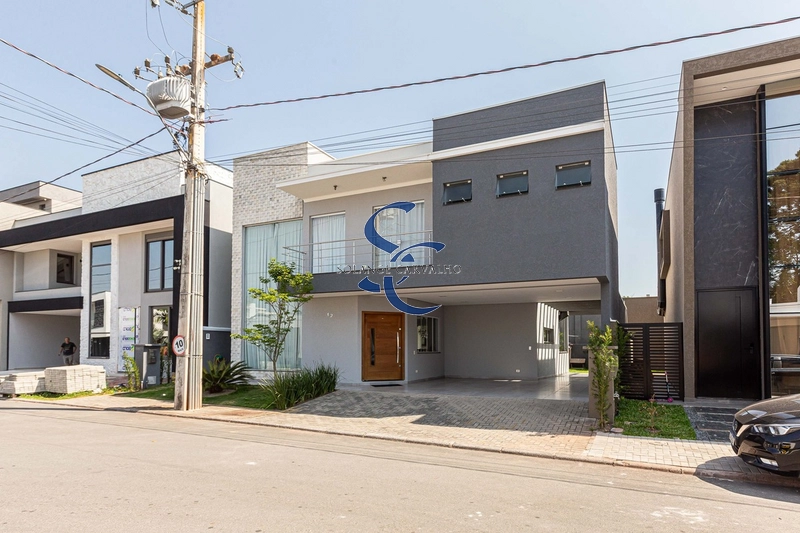 Casa em condomínio no Umbará: 2ª foto da galeria de imagens do imóvel