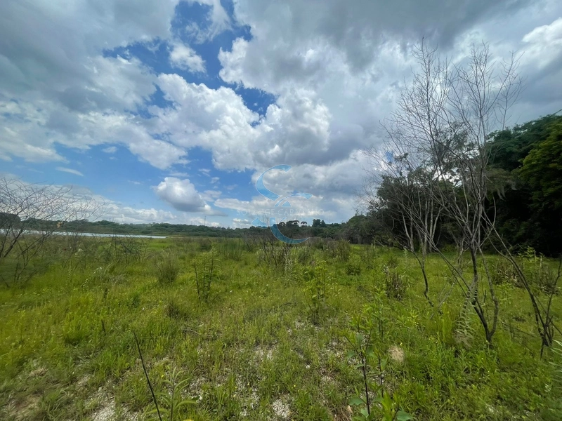 OPORTUNIDADE ÚNICA - TERRENO AMPLO BAIRRO GANCHINHO: 2ª foto da galeria de imagens do imóvel