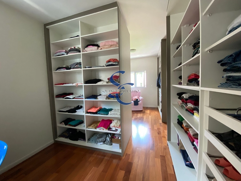 Casa no condomínio San Francisco: 32ª foto da galeria de imagens do imóvel