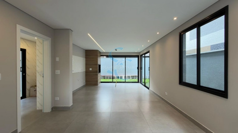 Casa em condomínio no Umbará: 2ª foto da galeria de imagens do imóvel