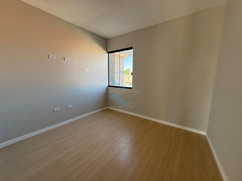 Sobrado no Pinheirinho: 10ª foto da galeria de imagens do imóvel