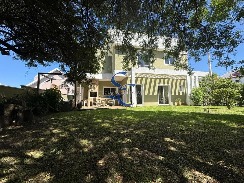 Casa em condomínio no Umbará: 2ª foto da galeria de imagens do imóvel