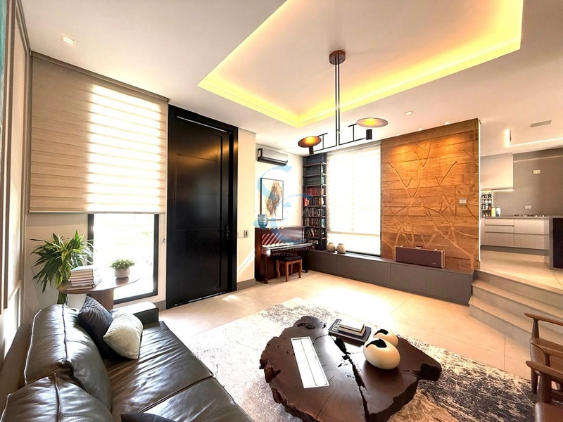 Casa em condomínio no Umbará: 3ª foto da galeria de imagens do imóvel