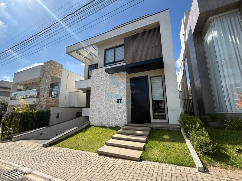 Casa em condomínio no Umbará: 2ª foto da galeria de imagens do imóvel