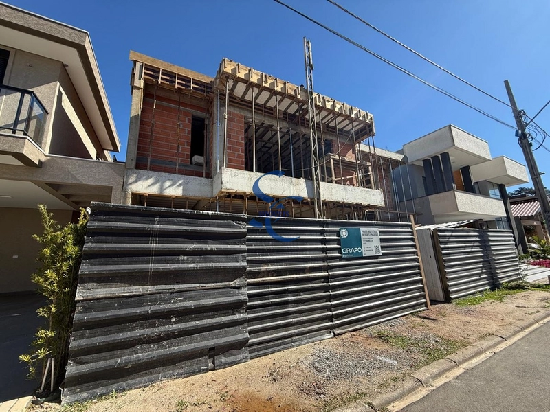 Casa em condomínio no Umbará: 3ª foto da galeria de imagens do imóvel