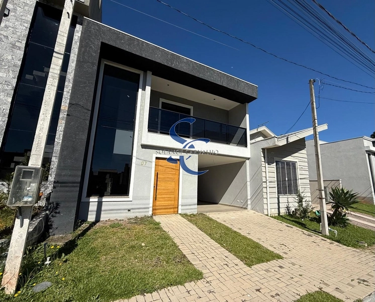 Sobrado em condomínio no Campo de Santana