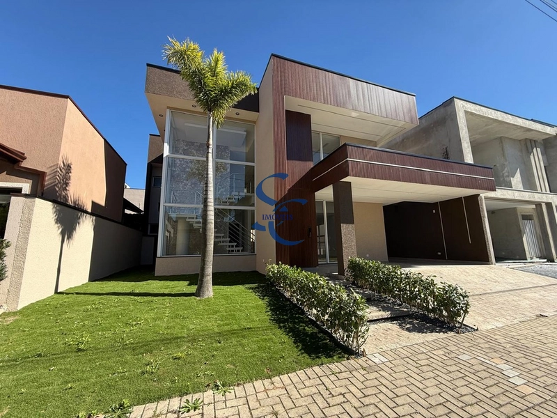 Casa em condomínio no Umbará: 2ª foto da galeria de imagens do imóvel