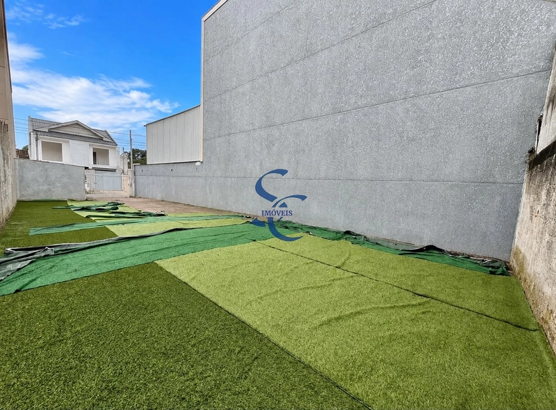Terreno no Umbará: 1ª foto da galeria de imagens do imóvel