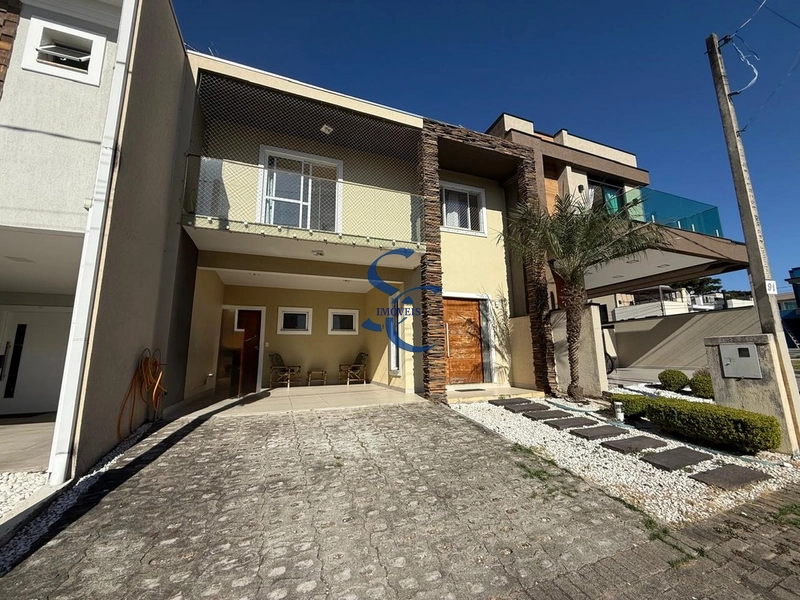 Casa no condomínio Solar Florença no Umbará