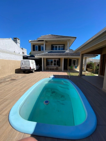 Lazer Completo: Casa com Piscina e Espaço Gourmet: 1ª foto da galeria de imagens do imóvel