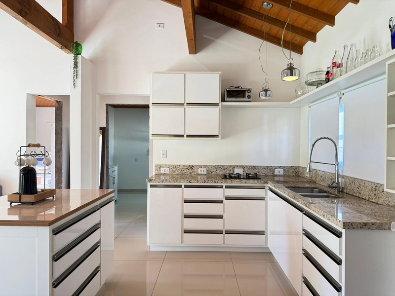 Charmosa e Aconchegante: Casa à Venda: 8ª foto da galeria de imagens do imóvel