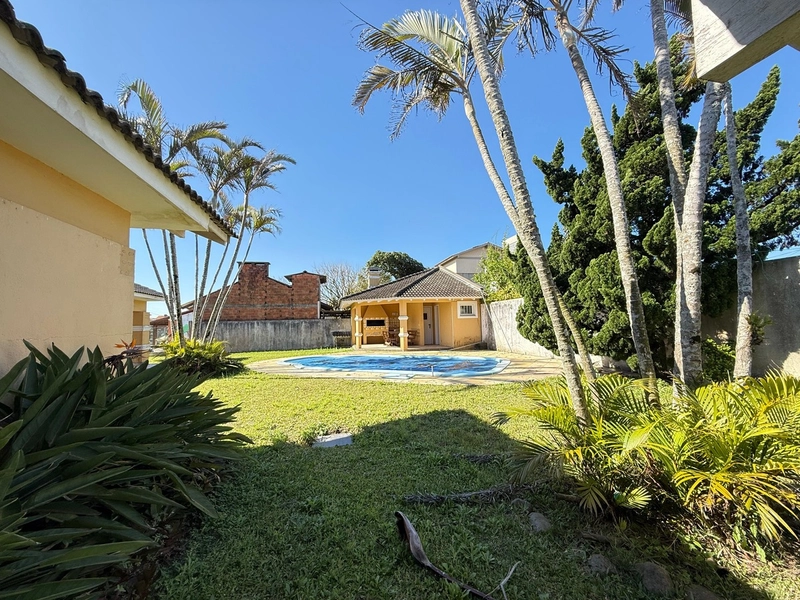 Casa com Piscina, Espaço Gourmet e Quintal Espaçoso: 2ª foto da galeria de imagens do imóvel