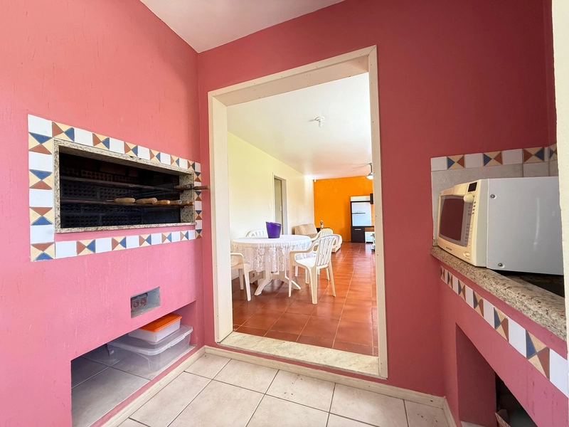 Casa com Piscina, Espaço Gourmet e Quintal Espaçoso: 6ª foto da galeria de imagens do imóvel